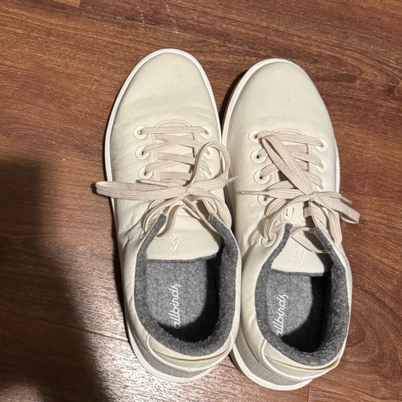 Off white canvas Allbirds casual women’s sneaker, NEVER WORN! - Picture 1 of 5